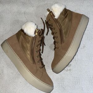 Cougar Women’s Zip Side Ankle Boots Size 8 M Brown Leather Fleece Lined NWOB